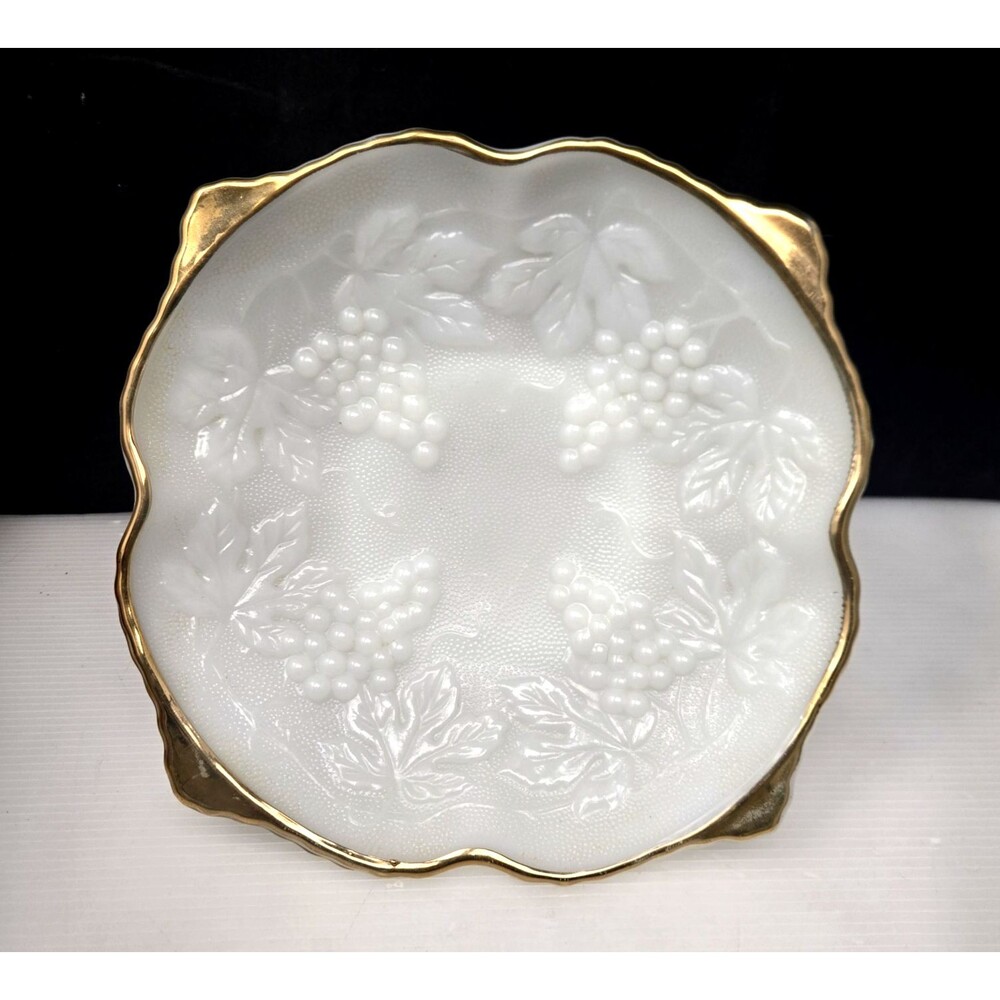 Anchor Hocking Harvest Grape Milk Glass Candy Dish Bowl Gold Rim Vintage